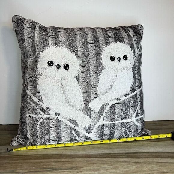 Snowy Owl Portrait Throw Pillow Set 2 Gray Silver Metallic Thread 16” X 16” - Picture 2 of 6